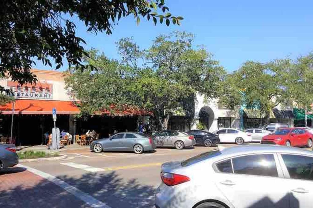 Stylish Bungalow Near Dining, Parks & Entertainment Jacksonville Kültér fotó